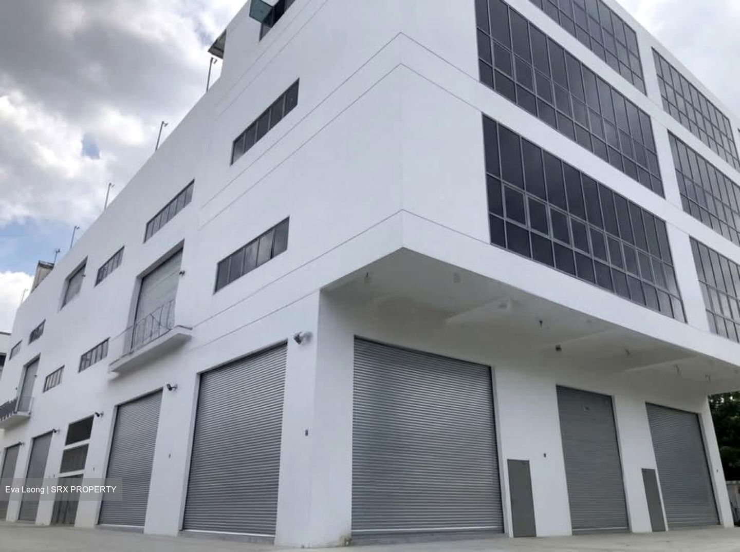 Gul Road (D22), Factory #554963531
